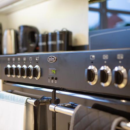 Cranesbill Serviced Accommodation - Bicester Oxfordshire ภายนอก รูปภาพ