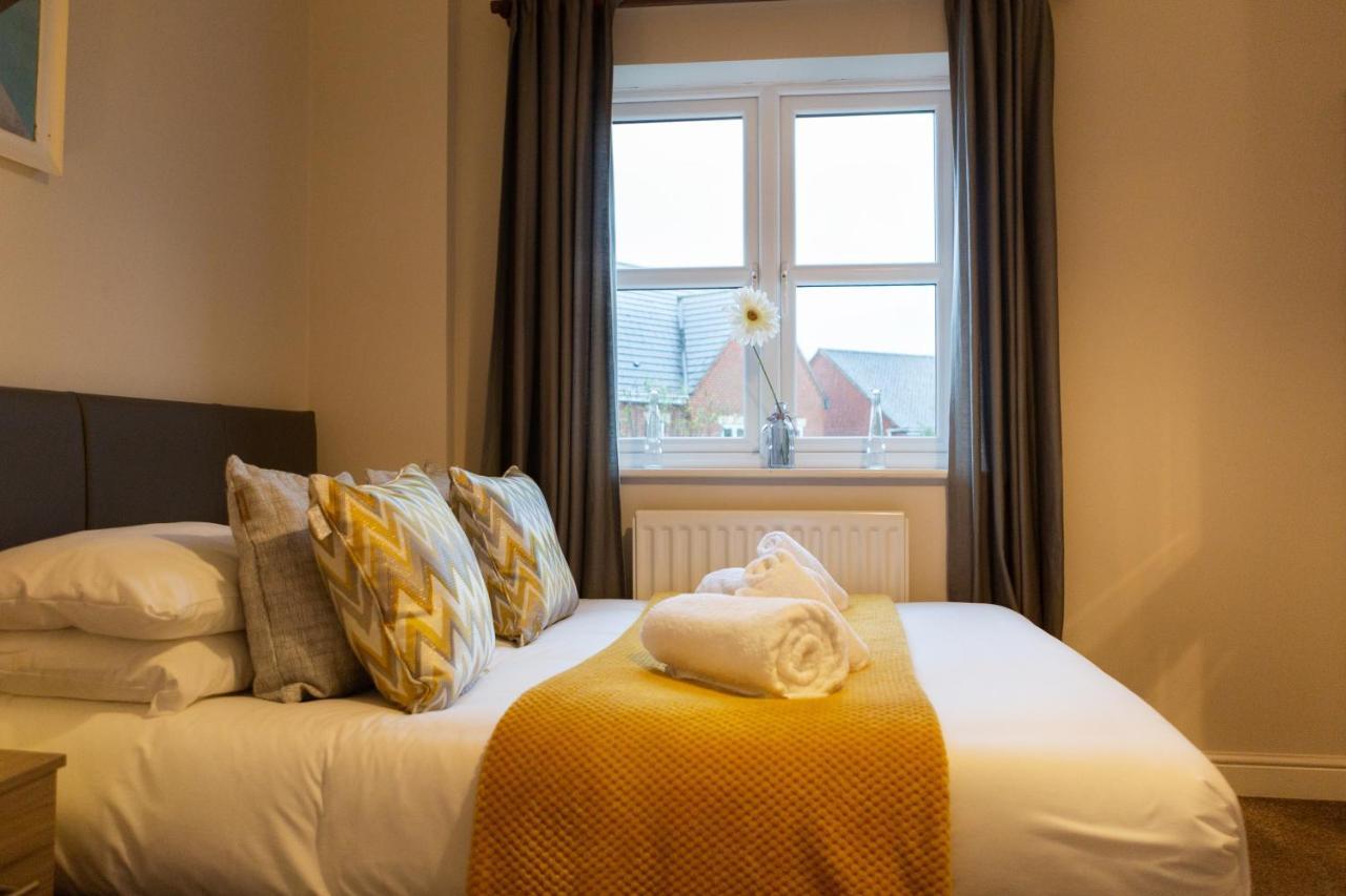 Cranesbill Serviced Accommodation - Bicester Oxfordshire ภายนอก รูปภาพ