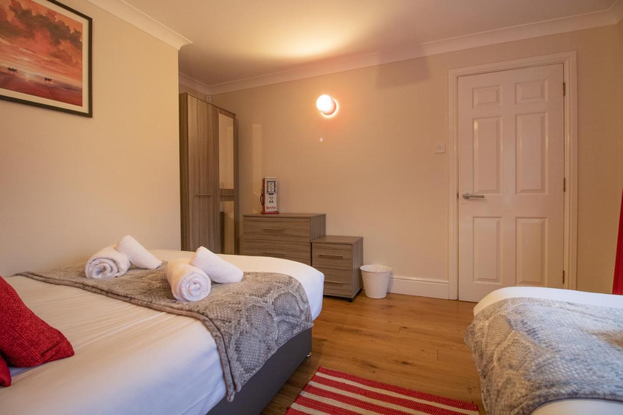 Cranesbill Serviced Accommodation - Bicester Oxfordshire ภายนอก รูปภาพ