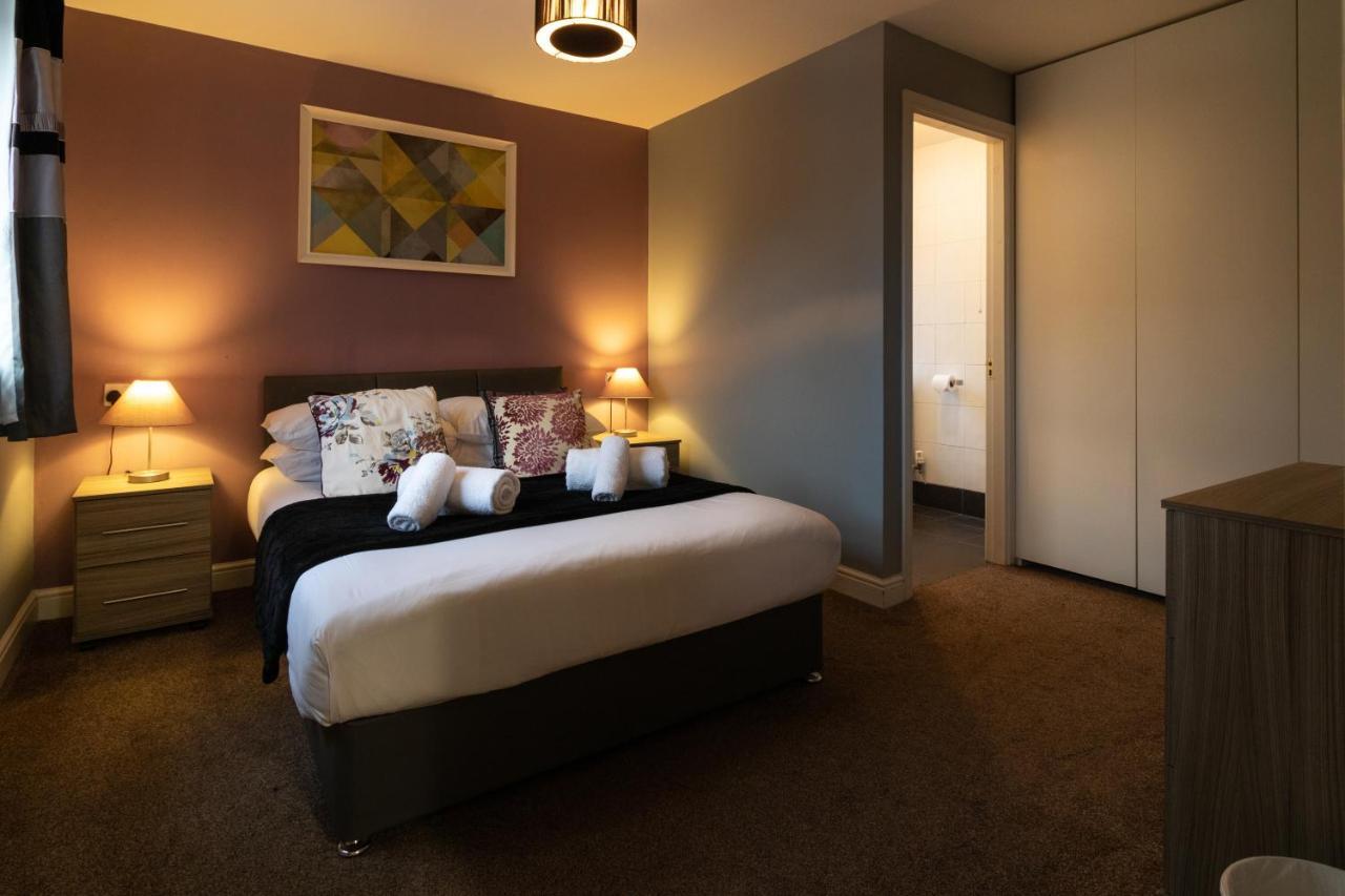 Cranesbill Serviced Accommodation - Bicester Oxfordshire ภายนอก รูปภาพ