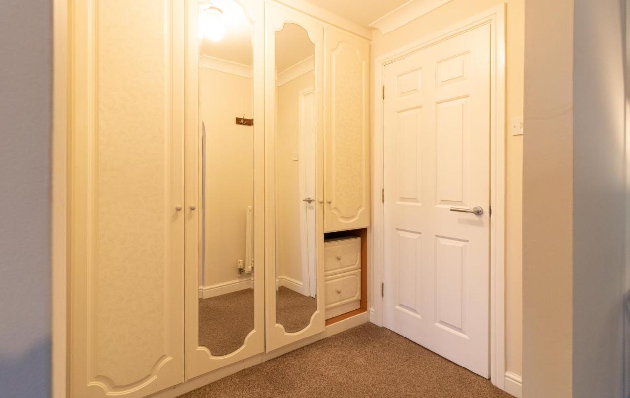 Cranesbill Serviced Accommodation - Bicester Oxfordshire ภายนอก รูปภาพ