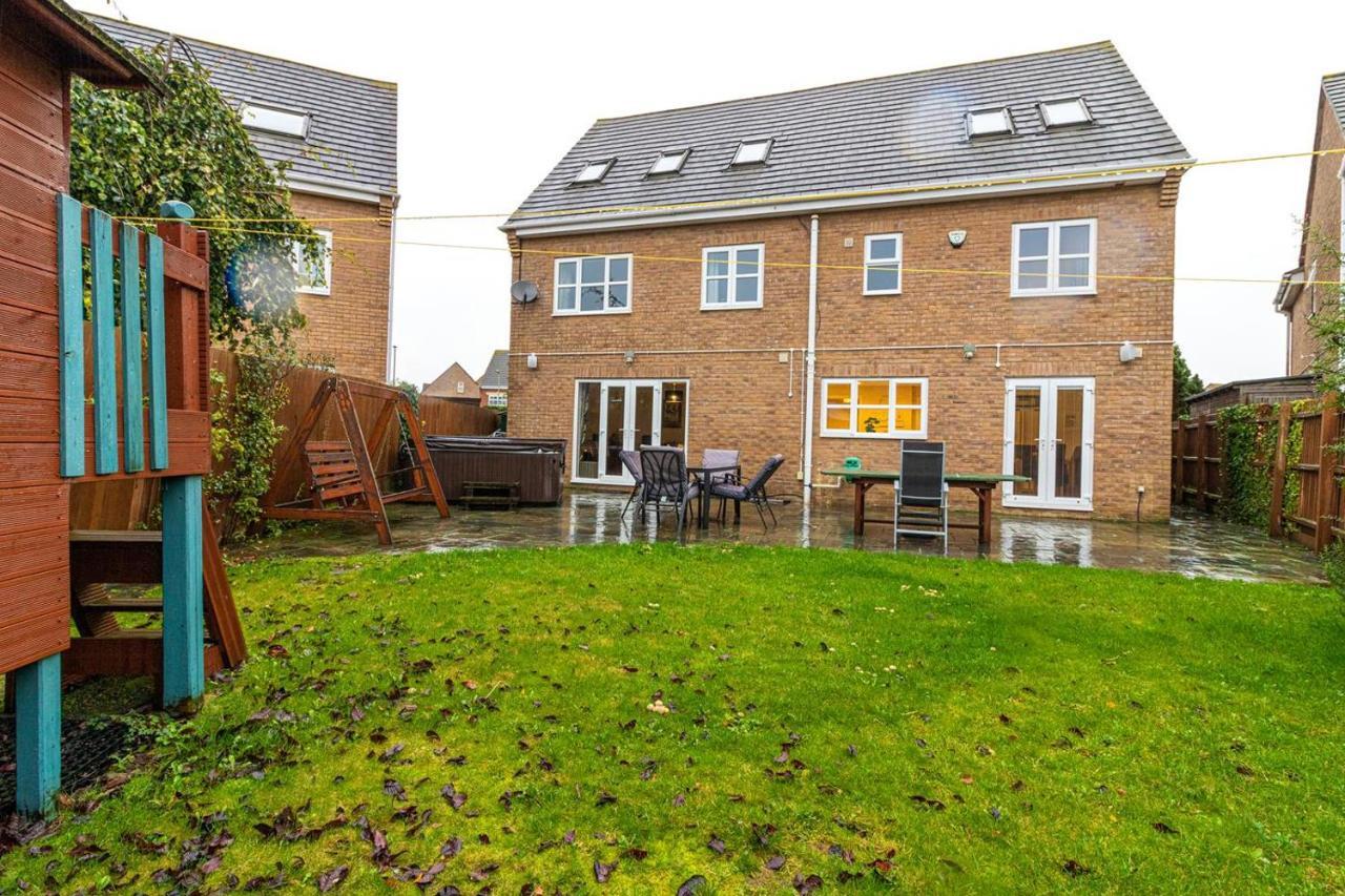 Cranesbill Serviced Accommodation - Bicester Oxfordshire ภายนอก รูปภาพ