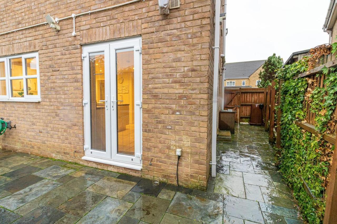 Cranesbill Serviced Accommodation - Bicester Oxfordshire ภายนอก รูปภาพ