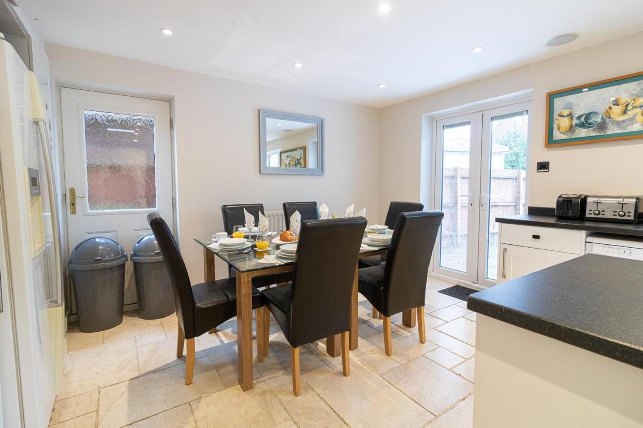 Cranesbill Serviced Accommodation - Bicester Oxfordshire ภายนอก รูปภาพ