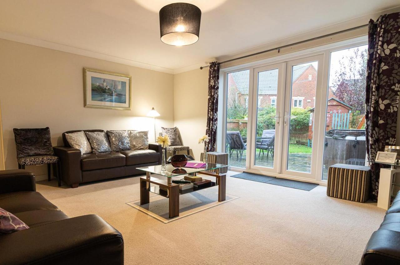 Cranesbill Serviced Accommodation - Bicester Oxfordshire ภายนอก รูปภาพ