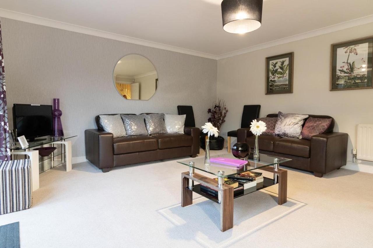 Cranesbill Serviced Accommodation - Bicester Oxfordshire ภายนอก รูปภาพ
